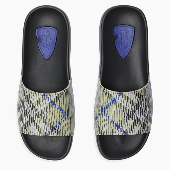 NWT BURBERRY Check Dive Slides SZ / US 8 - Picture 1 of 16
